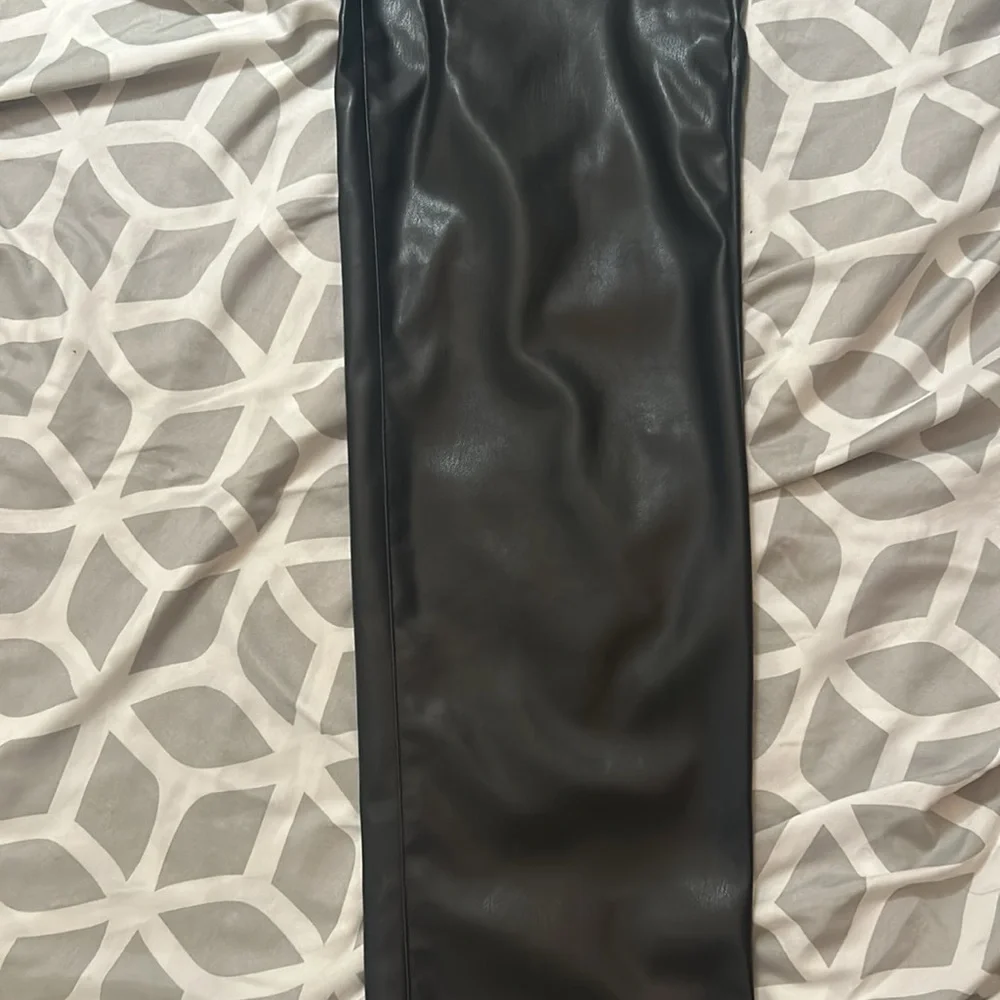 High Rise Leather Pants - Picture 3 of 7